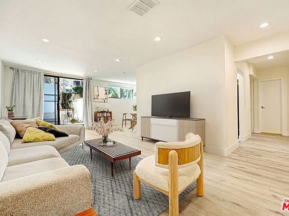 4th image of 1750 Camino Palmero St APT 236