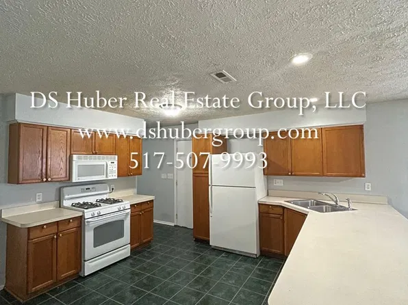 2918 Risdale Ave, Lansing, MI 48911