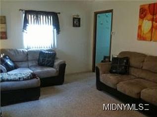 2nd image of 39 Parkway Dr