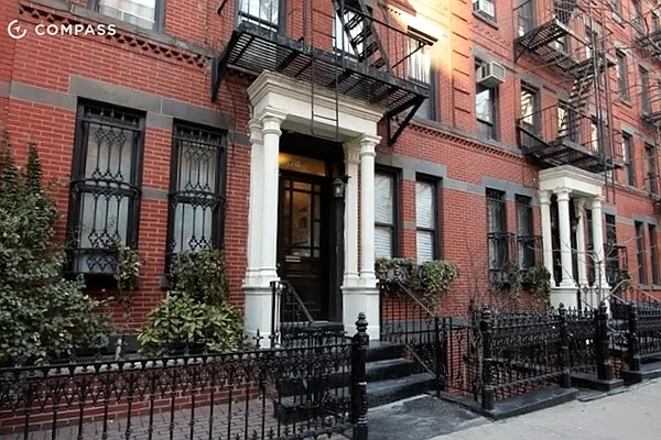 Rented by Compass | media 21