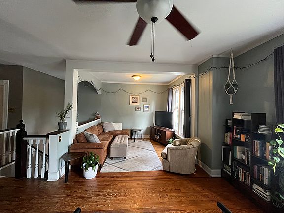 3rd image of 3130 Floyd Ave #A