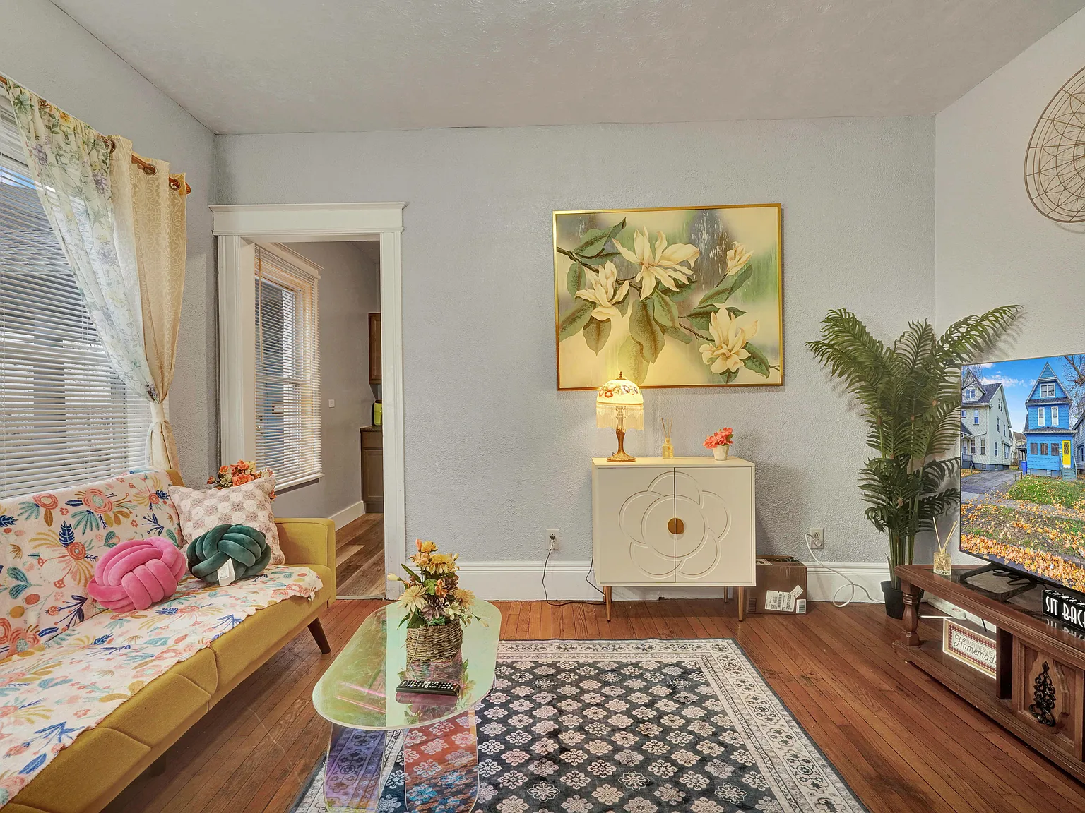2 bed, 1300 sqft, $2,800 — Photo 4