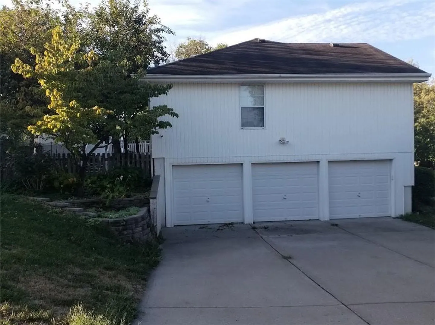 Coming Soon Beautifully Renovated 3-Bedroom Home In Liberty, Mo! — Photo 4