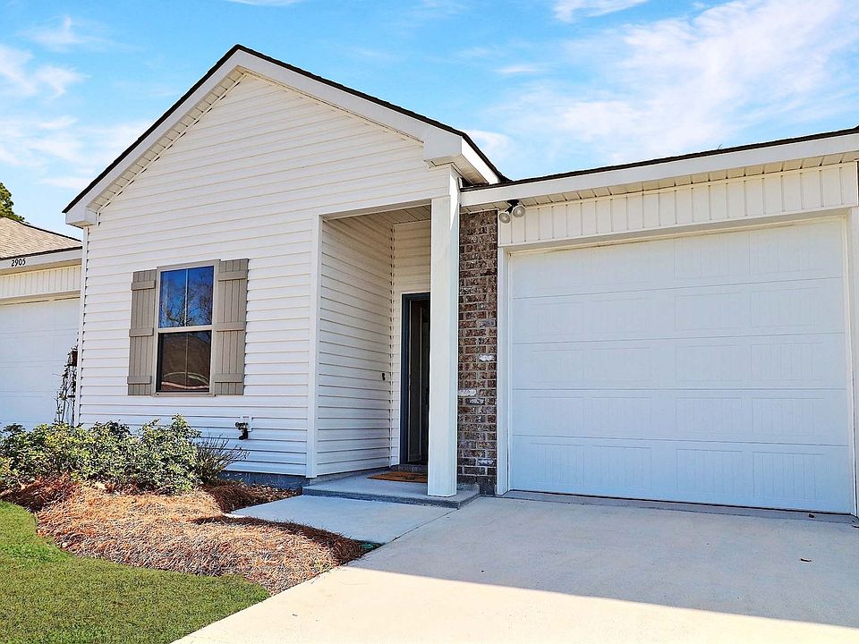 1st image of 2929 Palatine Pl