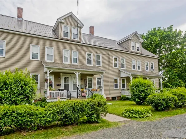 64 Mount Tom Ave Unit 64, Easthampton, MA 01027