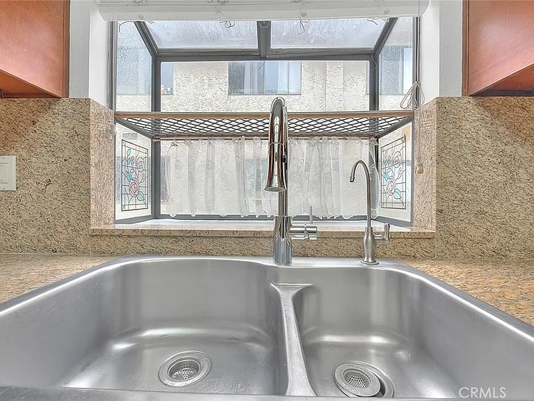 319 N Lincoln Ave #A — Photo 10