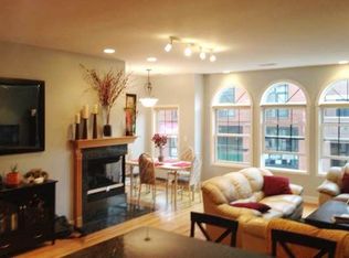 2732 N Lincoln Ave APT 2, Chicago, IL 60614