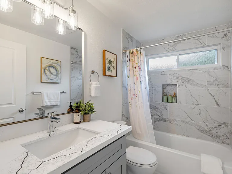 14009 SE 37th Pl — Photo 9