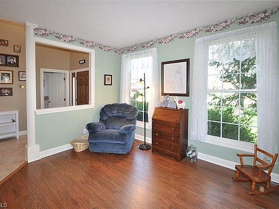 5th image of 32099 Country Club Dr