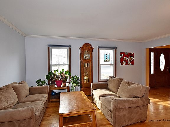 3rd image of 1802 Cumberland Green Dr