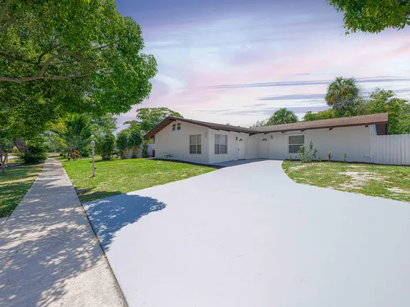 507 Ontario Place, West Palm Beach, FL 33409