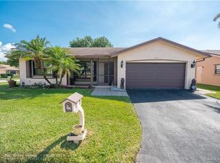 9612 NW 75th Ct, Tamarac, FL 33321