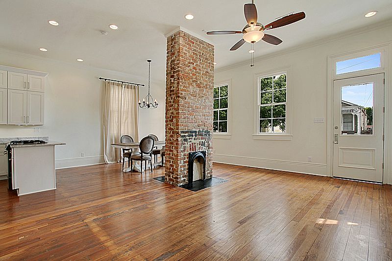 1st image of 5255 Annunciation St