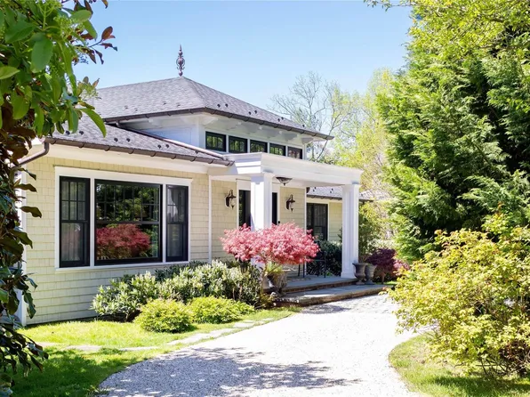317 Bay Avenue, Huntington Bay, NY 11743