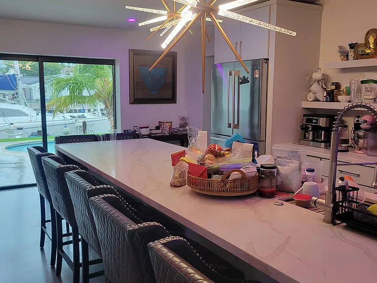 3308 NE 40th Ct — Photo 3