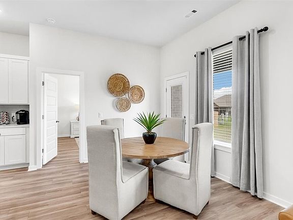 7th image of this home