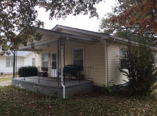 308 S 3rd St, Colwich, KS 67030