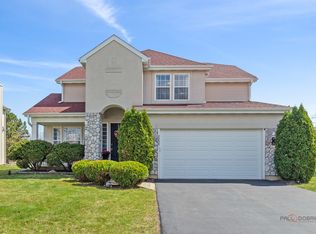 2259 Avalon Dr, Buffalo Grove, IL