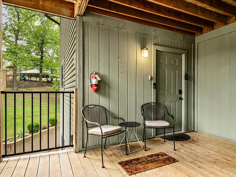 437 Notch Ln #5 — Photo 3