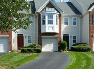 5 Fox Meadow Ln #264, Holmdel, NJ 07733
