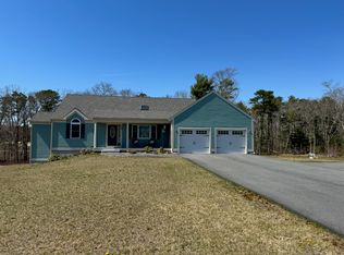 32 Faiths Way, Falmouth, MA 02536