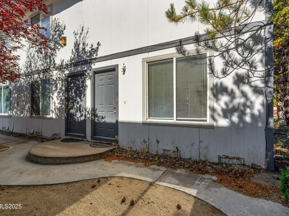 3913 Pheasant Dr, Carson City, NV 89701