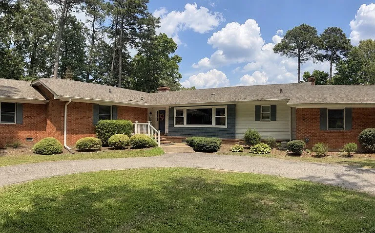 1360 Sycamore Rd — Photo 1