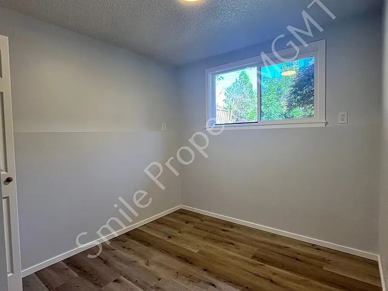 14915 SE Woodward St — Photo 8