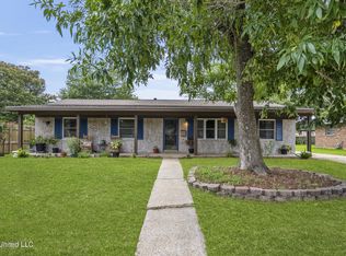 1002 Wilson Dr, Gulfport, MS 39507