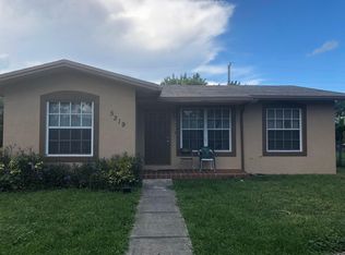 5219 Wiley St, Hollywood, FL 33021