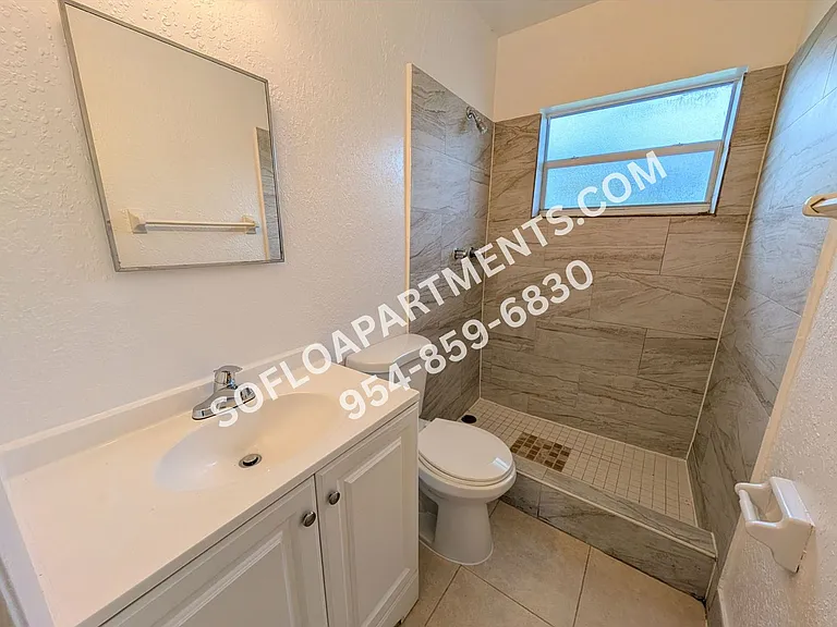 3611 N Dixie Hwy — Photo 8