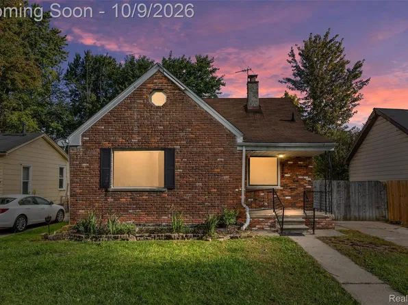 5070 Lafontaine St, Grosse Pointe, MI 48236