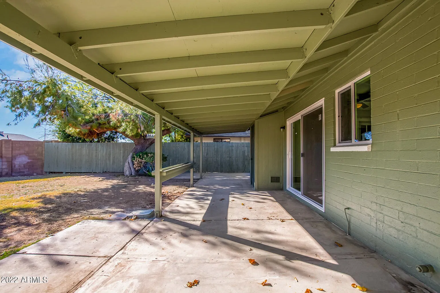2 bed, 1000 sqft, $2,000 — Photo 1