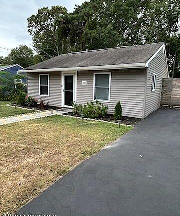 3rd image of 558 Alfred Lane