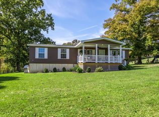 18521 Woodland Hills Rd, Abingdon, VA 24210