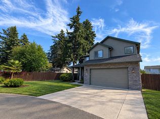 8328 SE Clatsop St, Happy Valley, OR 97086