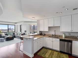 100 3rd Ave S UNIT 808, Minneapolis, MN 55401