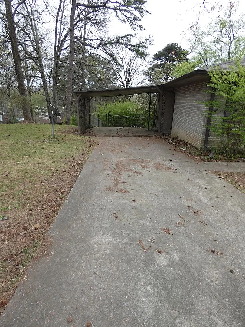 5137 Scenic View Drive Birmingham, AL 35210 — Photo 2