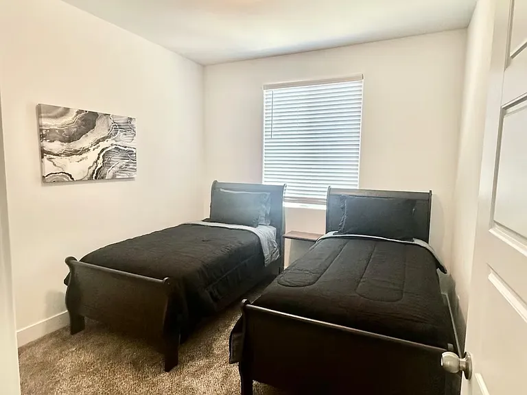 2437 Explorador Dr — Photo 10
