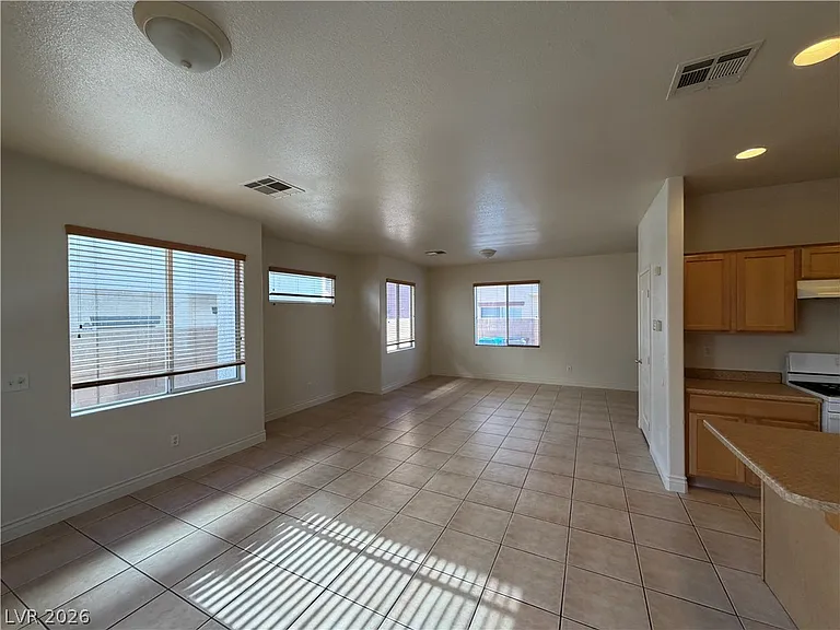 3762 Corpolo Ave — Photo 11