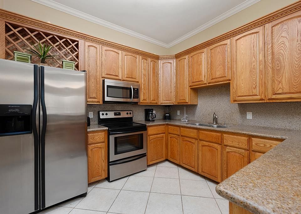 1st image of 111 E Campeche St #1