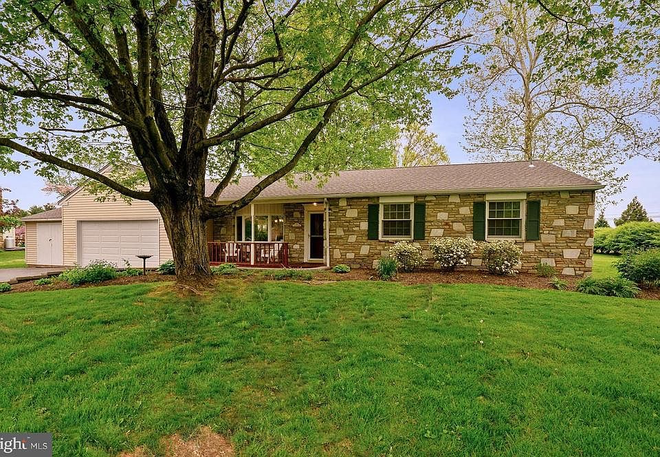 1st image of 162 Wrenwood Way