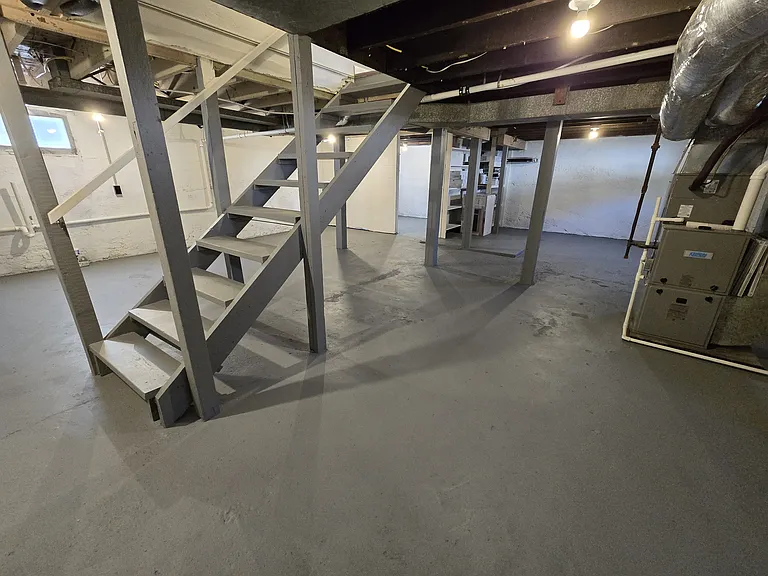 3532 Fullerton Ave — Photo 71