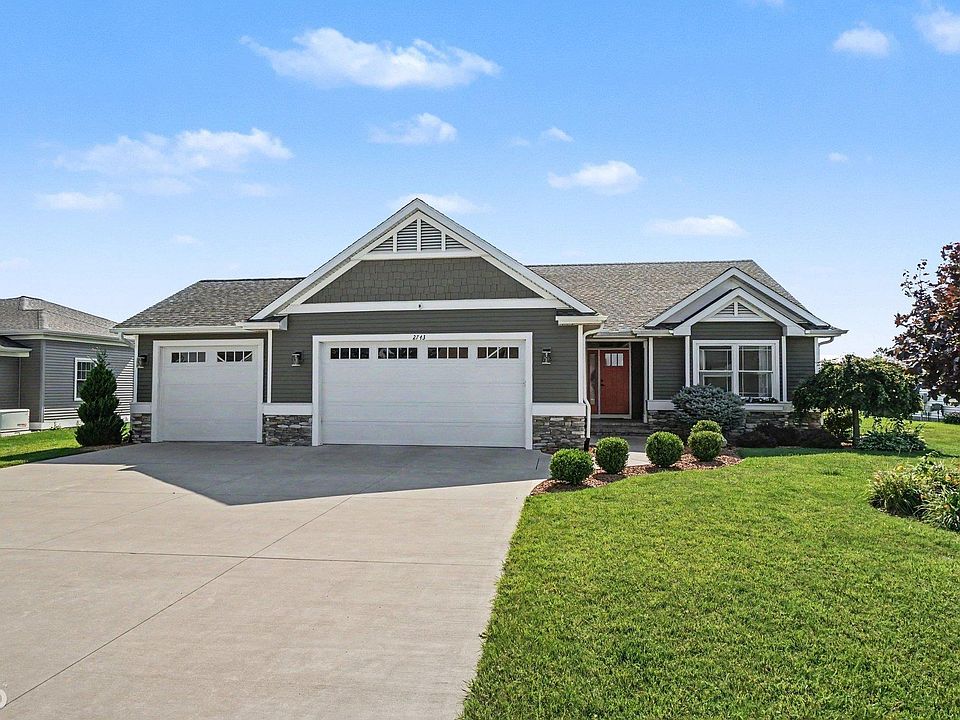 1st image of 2743 Limerick Dr