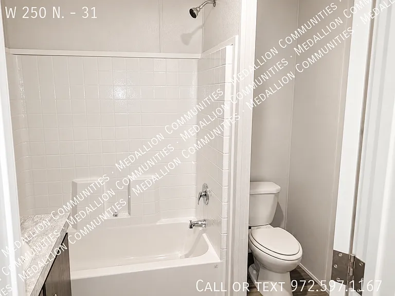 75 W 250 N #31 — Photo 5