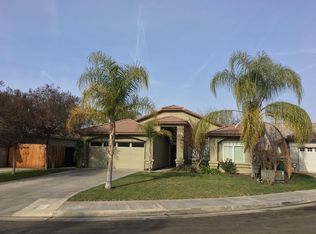 3916 E Four Creeks Ct, Visalia, CA 93292