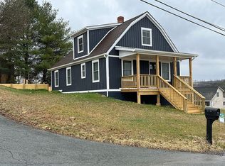 612 Moore St, Staunton, VA 24401