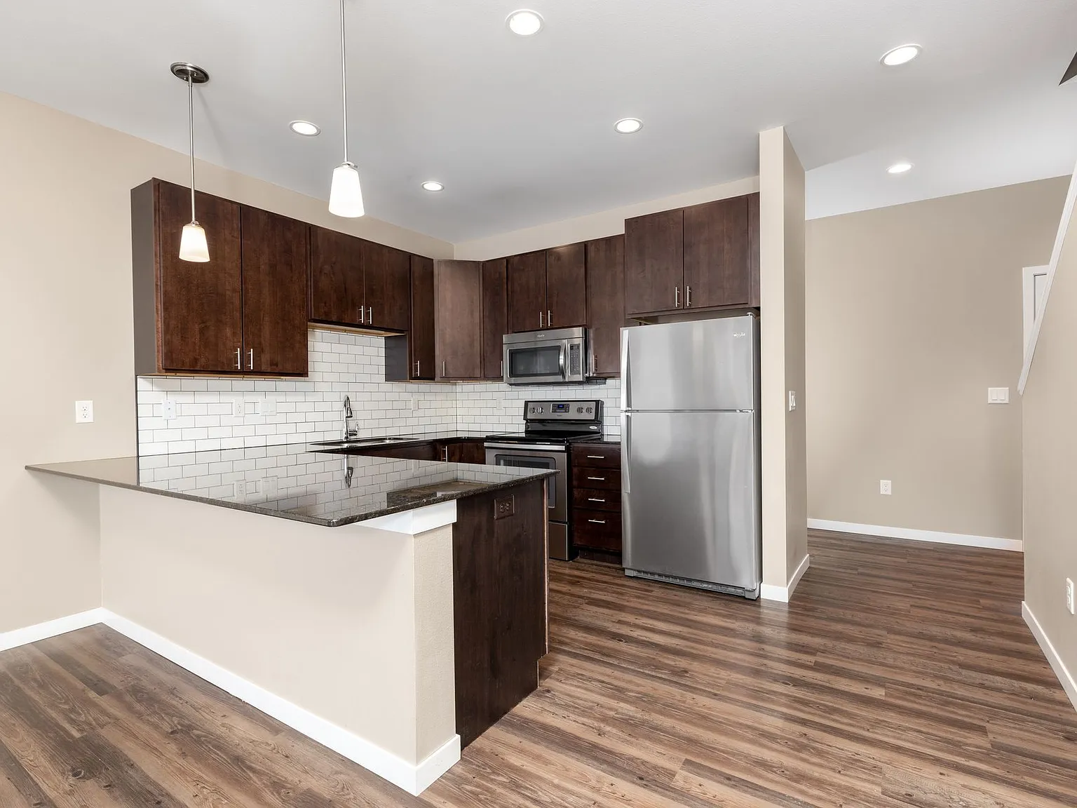 Retreat Townhomes — Photo 4