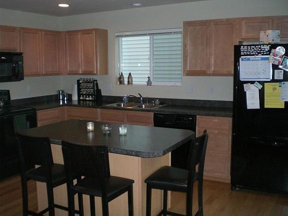 3rd image of 3236 Hoffman Hill Blvd