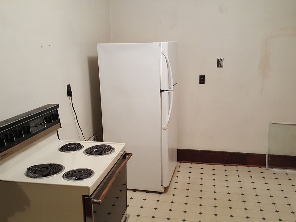1st image of 276 N West St